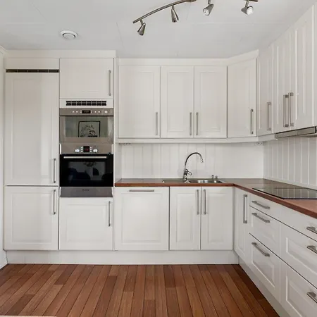 Arctic Homes - Tromsdalen, Parking, View, Fireplace 度假居 特罗姆瑟