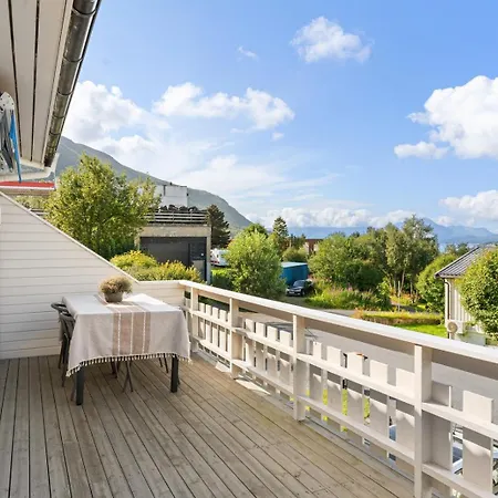 Holiday home Arctic Homes - Tromsdalen, Parking, View, Fireplace *